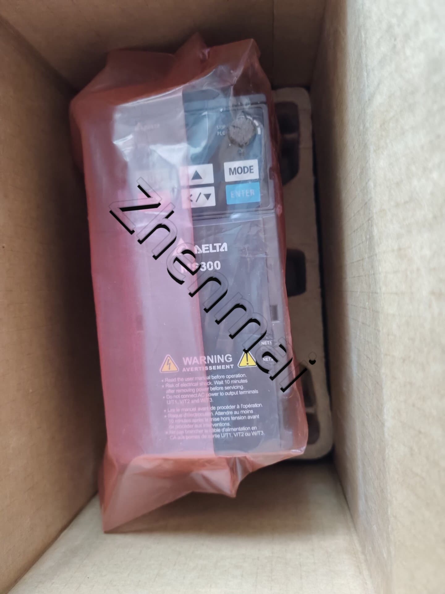 100% novo original e genuíno Delta 380V 3.7KW VFD9A0MS43ANSAA conversores de frequência Drive Servo Motor