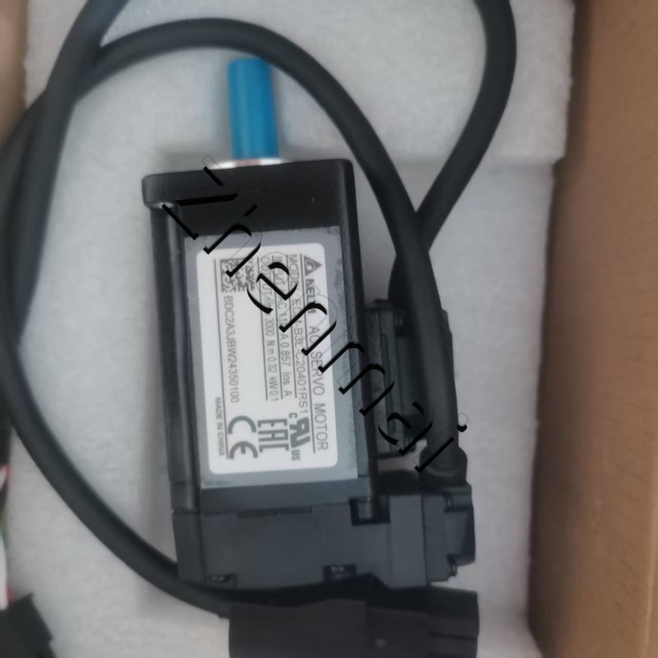 100% novo original e genuíno Delta ECM-B3L-C20401RS1 conversores de frequência Drive Servo Motor