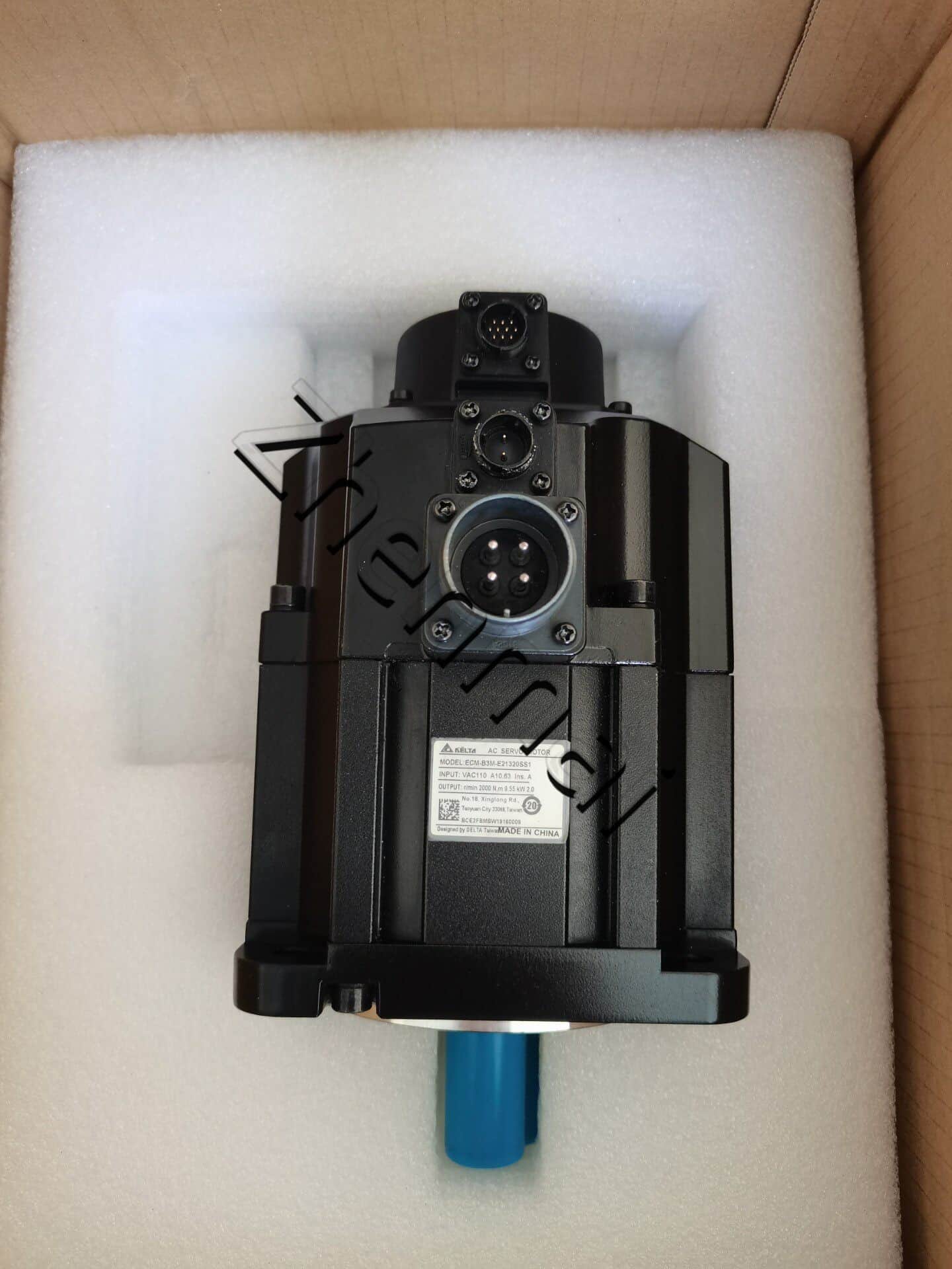 100% novo original e genuíno Delta ECM-B3M-E21320SS1 conversores de frequência Drive Servo Motor
