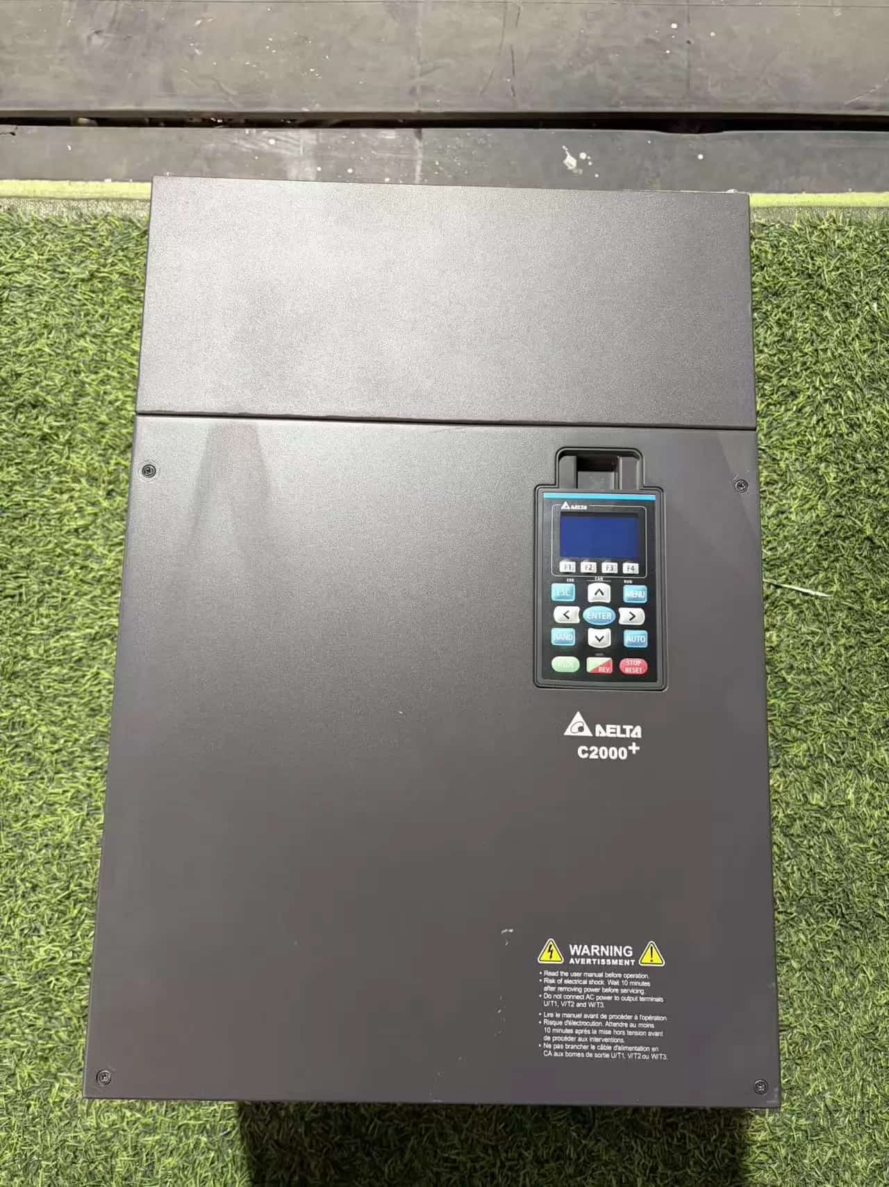 100% novo original e genuíno Delta VFD1100C43A-00 conversores de frequência Drive Servo Motor