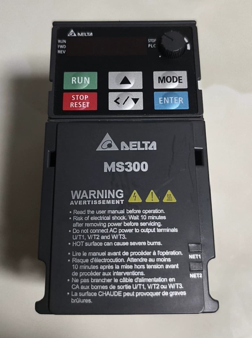 100% novo original e genuíno Delta VFD2A8MS23ANSAA 220 V/0,4KW conversores de frequência Drive Servo Motor