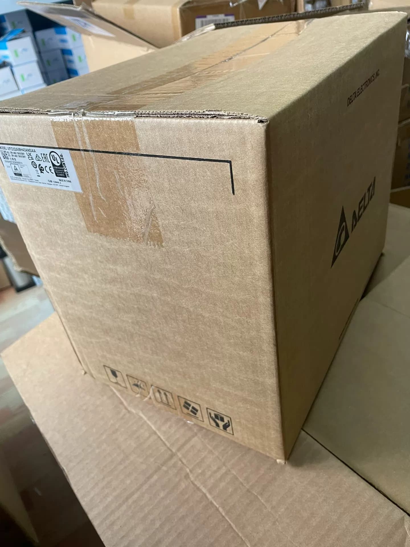100% novo original e genuíno Delta VFD32AMH43ANSAA 15KW conversores de frequência Drive Servo Motor