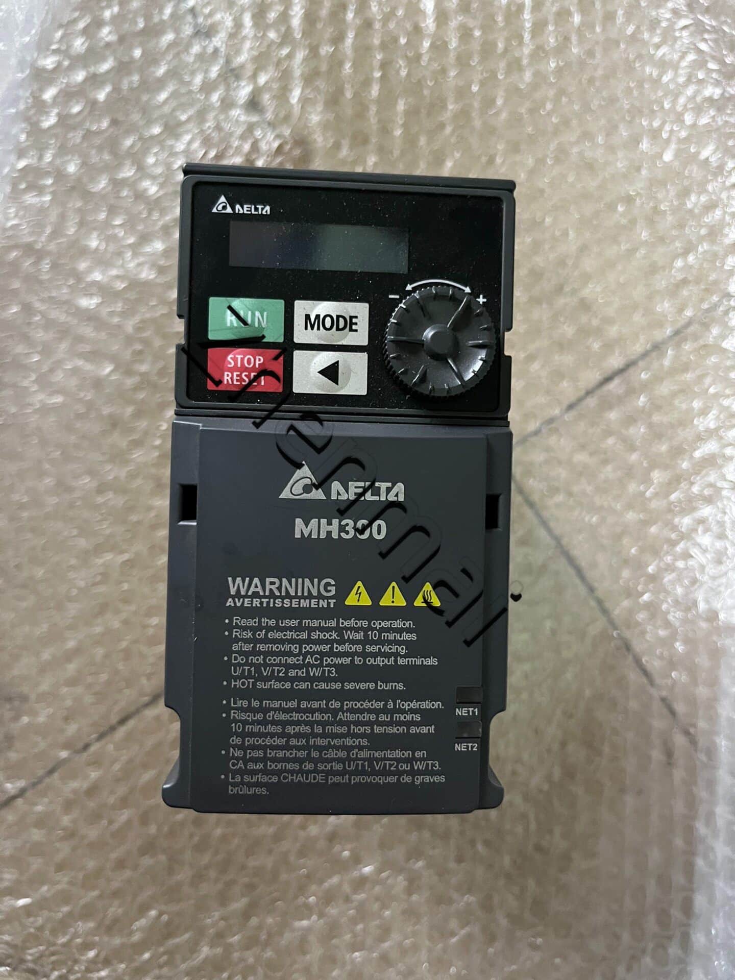 100% novo original e genuíno Delta VFD3A0MH43ANSAA 0,75KW conversores de frequência Drive Servo Motor