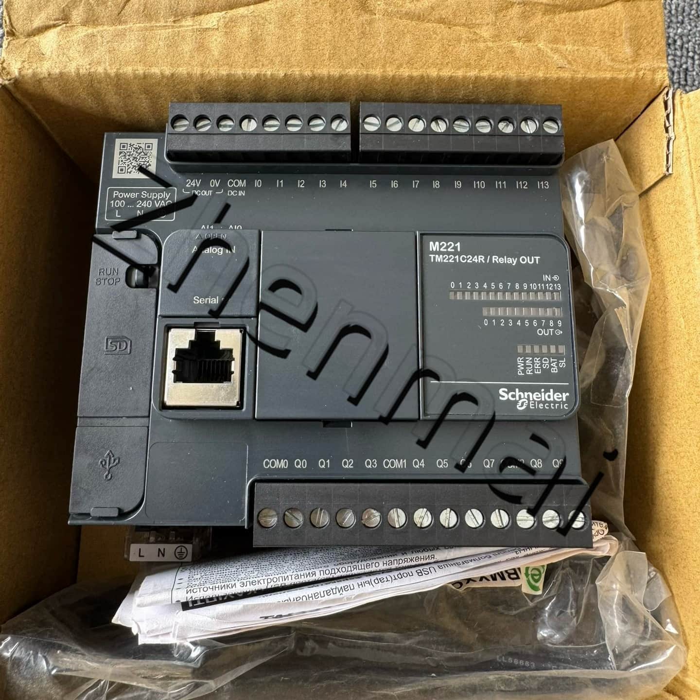 100% novo, original e genuíno Schneider TM221CE24R Conversores de frequência, disjuntores, contatores, dispositivos de proteção