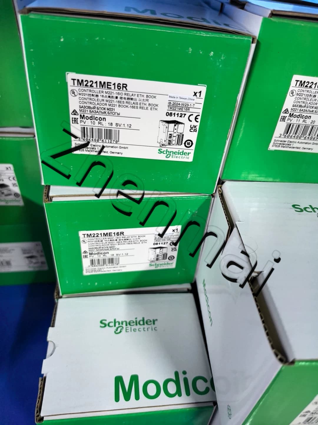 100% novo, original e genuíno Schneider TM221ME16R Conversores de frequência, disjuntores, contatores, dispositivos de proteção
