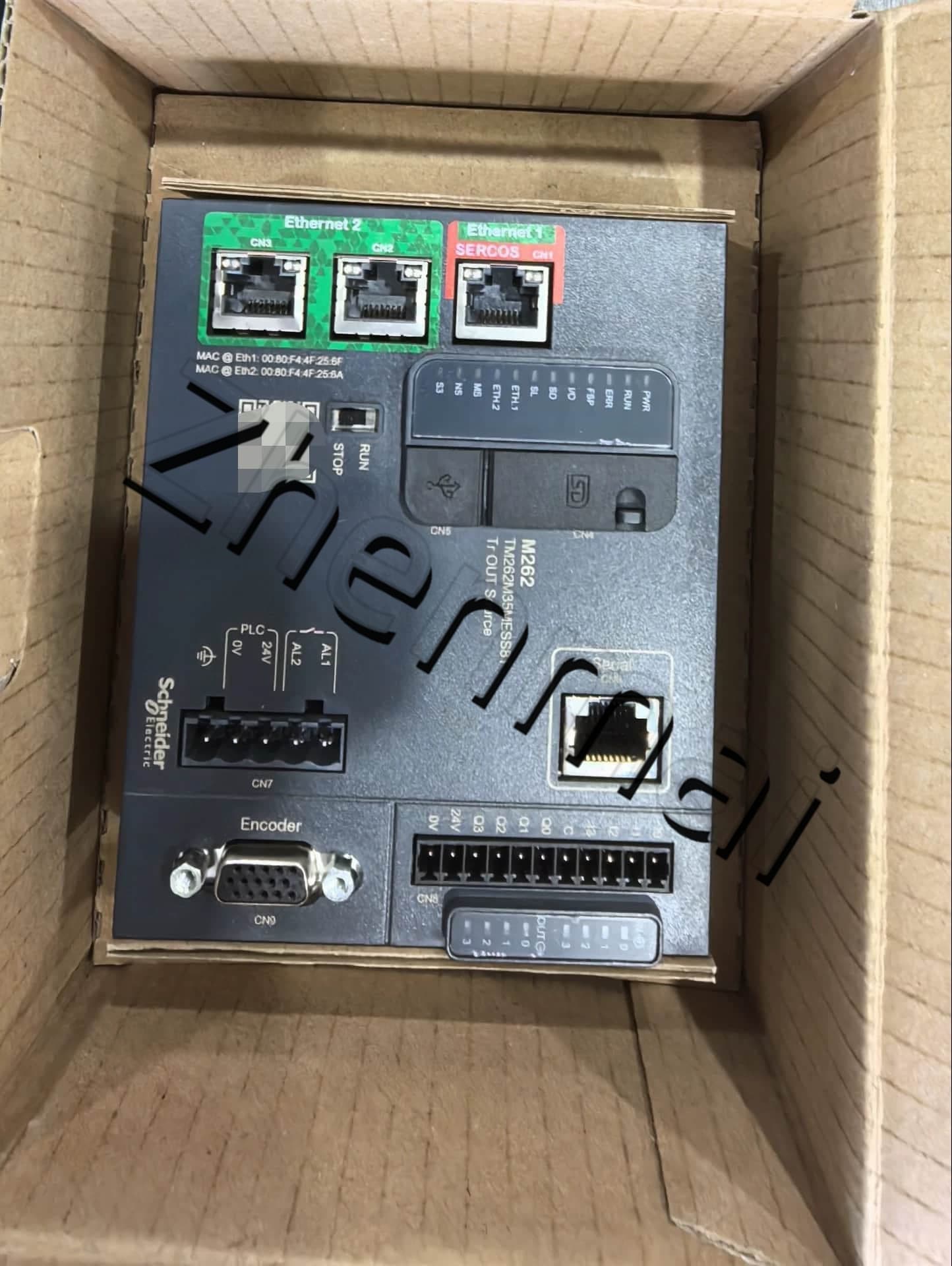 100% novo, original e genuíno Schneider TM262M35MESS8T Conversores de frequência, disjuntores, contatores, dispositivos de proteção
