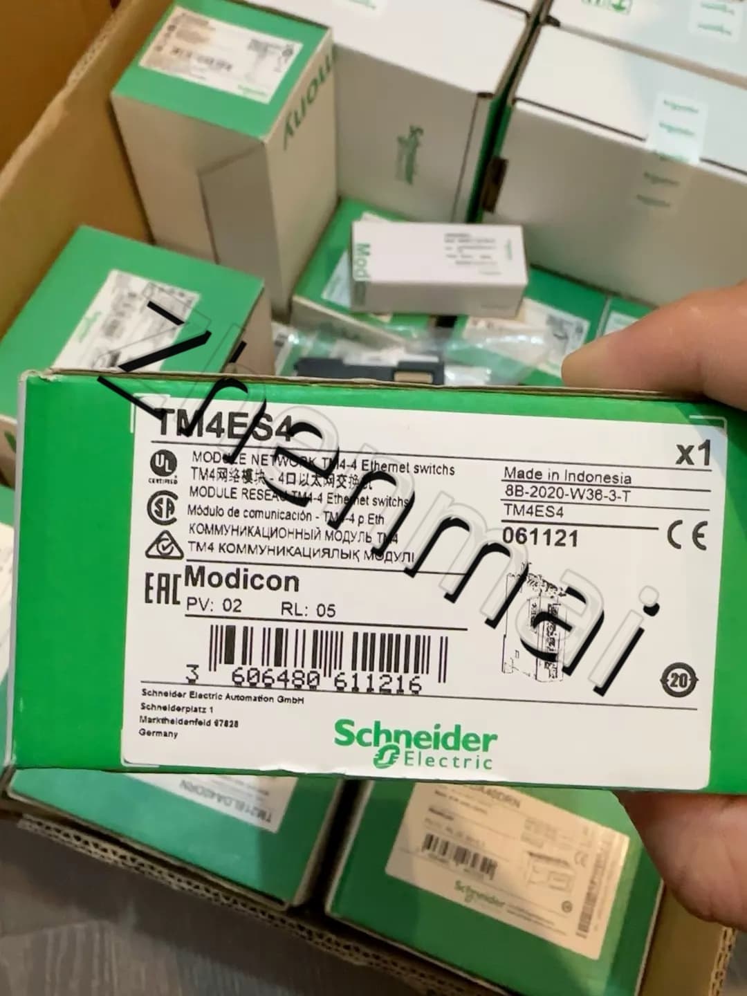 100% novo, original e genuíno Schneider TM4ES4 Conversores de frequência, disjuntores, contatores, dispositivos de proteção