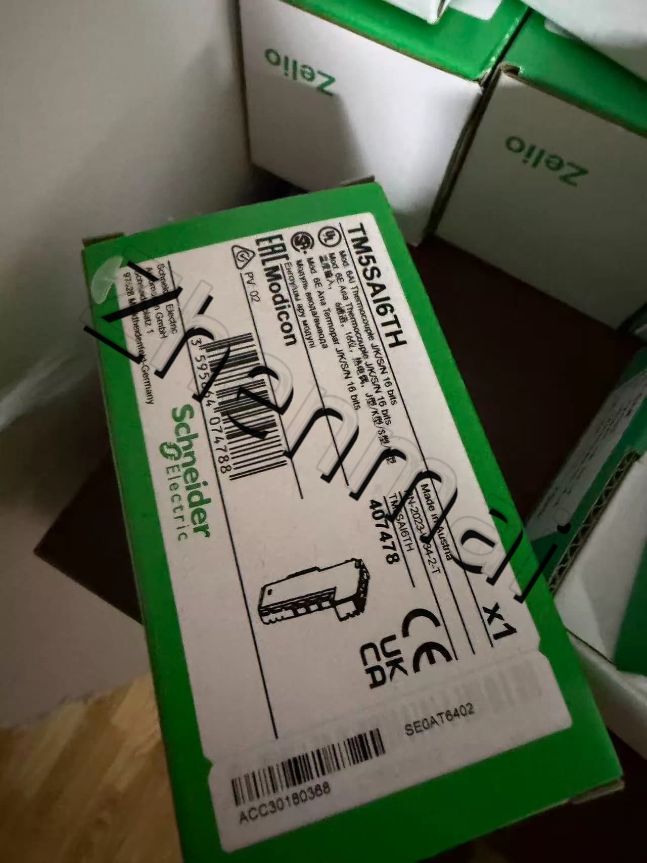 100% novo, original e genuíno Schneider TM5SAI6TH Conversores de frequência, disjuntores, contatores, dispositivos de proteção