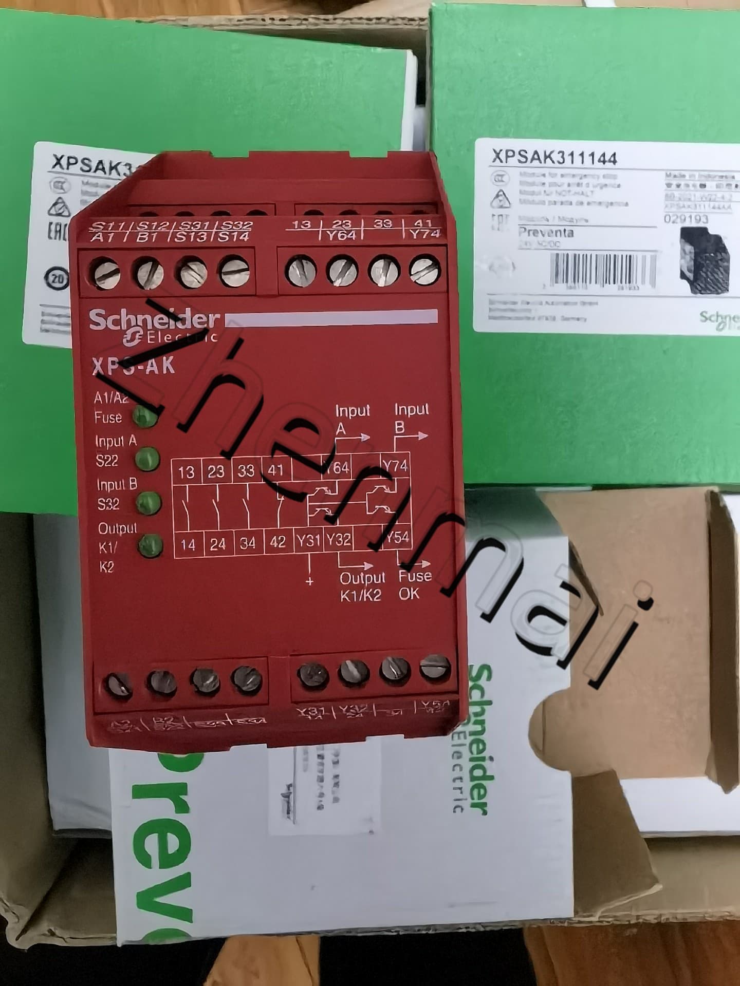 100% novo, original e genuíno Schneider XPSAK311144 Conversores de frequência, disjuntores, contatores, dispositivos de proteção