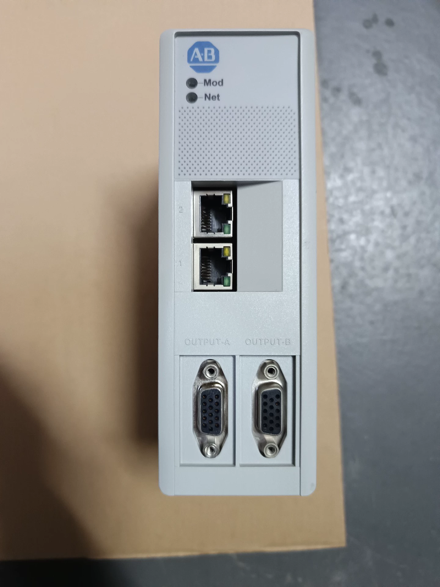 Servo 2198-ABQE Kinetix 5500, novo e genuíno