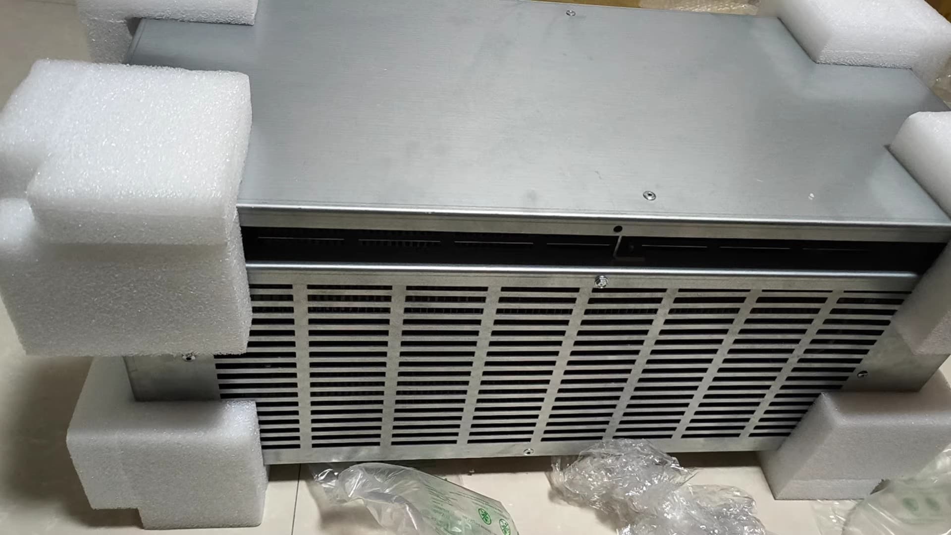Servo 2198-R127 Kinetix 5700, novo e genuíno Entrega rápida