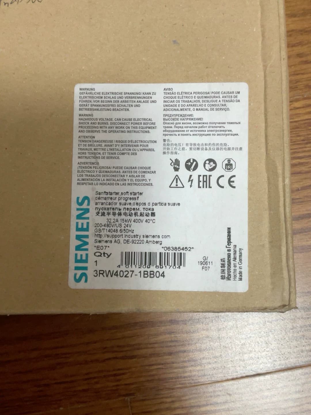 Siemens 3RW4027-1BB04 Soft Starter SIRIUS SOFT STARTER novo, genuíno e direto da fábrica
