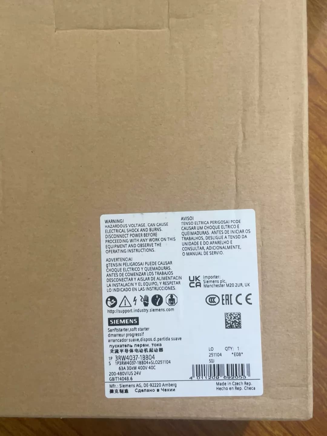 Siemens 3RW4037-1BB04 Soft Starter SIRIUS SOFT STARTER novo, genuíno e direto da fábrica