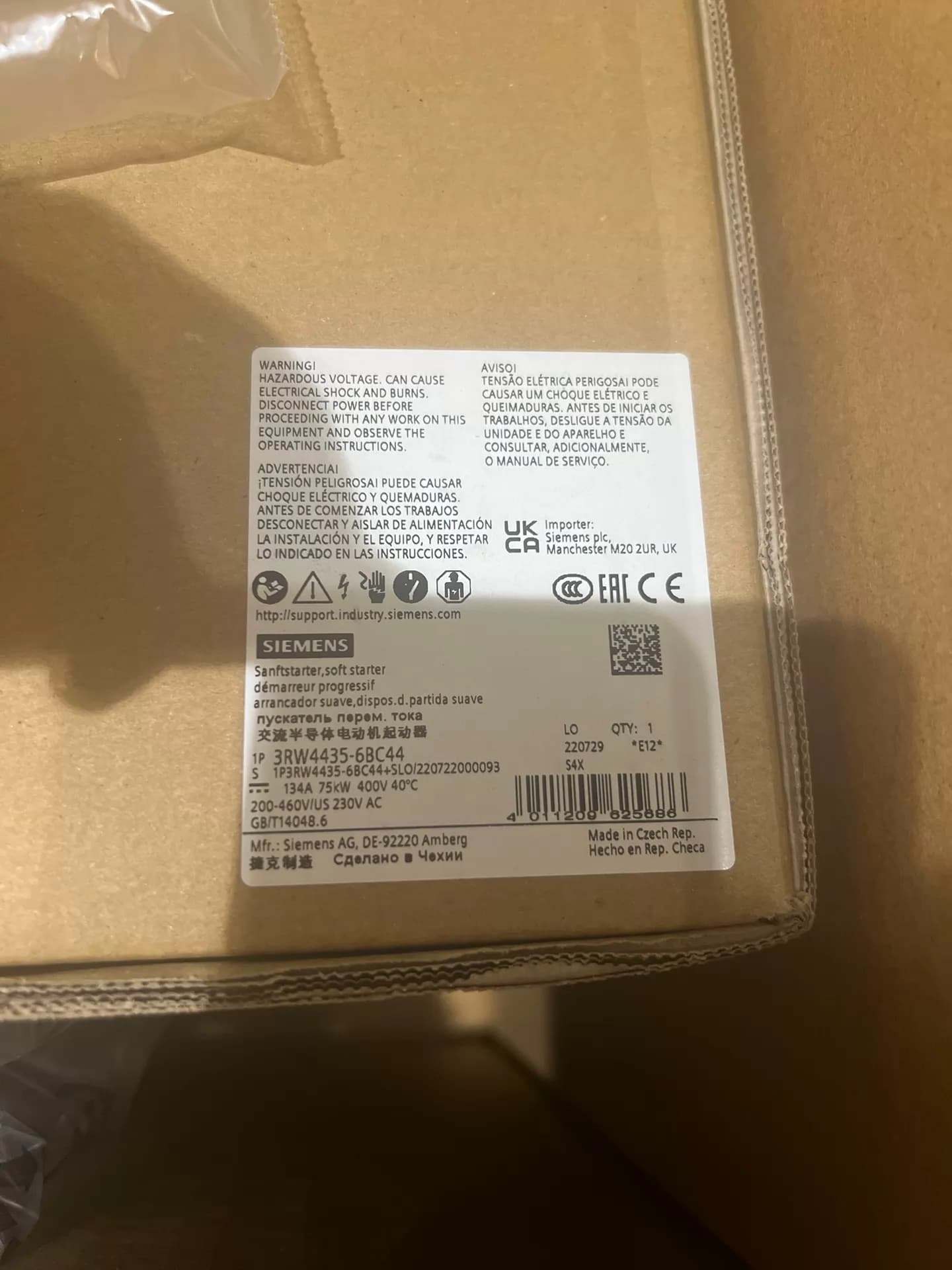 Siemens 3RW4435-6BC44 Soft Starter SIRIUS SOFT STARTER novo, genuíno e direto da fábrica