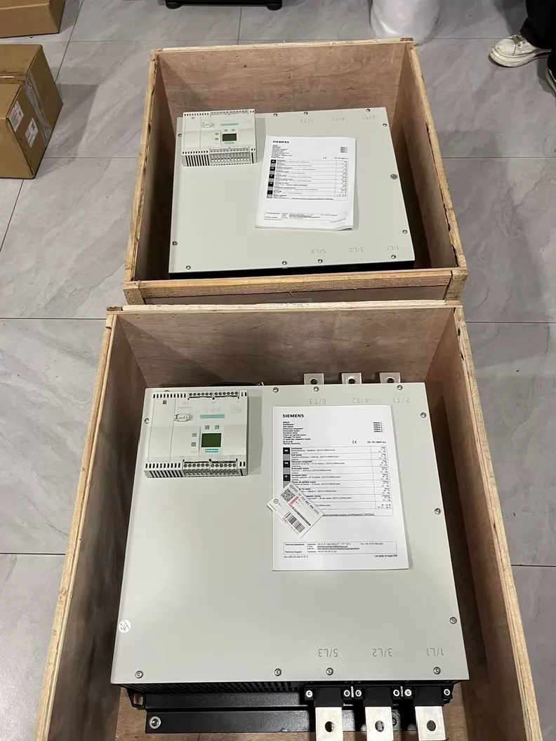 Siemens 3RW4458-2BC45 Soft Starter SIRIUS SOFT STARTER novo, genuíno e direto da fábrica