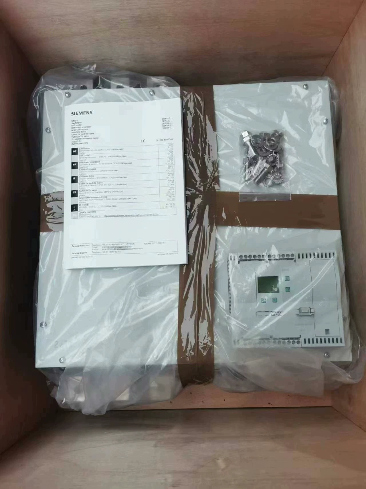 Siemens 3RW4465-2BC34 Soft Starter SIRIUS SOFT STARTER novo, genuíno e direto da fábrica