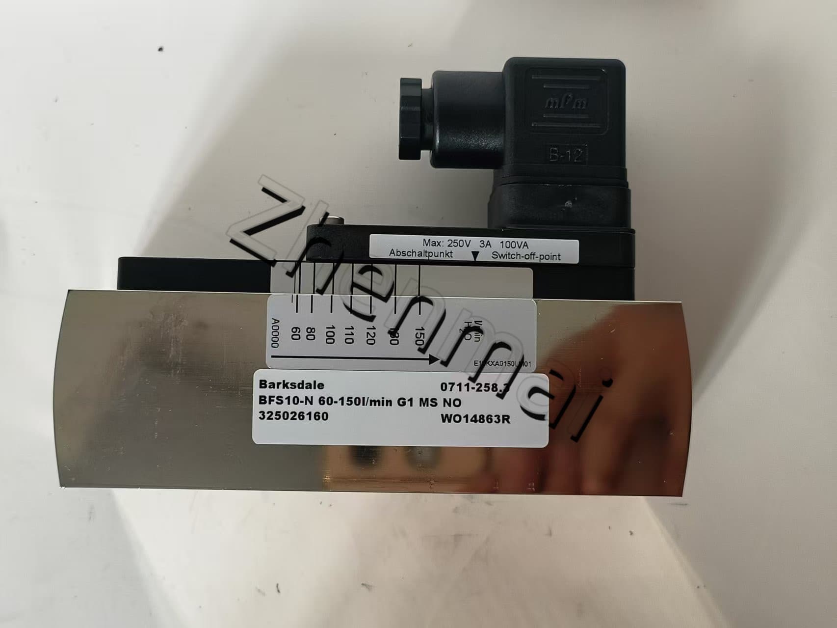 Brandnew original barksdale 0711-258.3 sensor de pressão interruptor de nível interruptor de fluxo interruptor de pressão transporte rápido