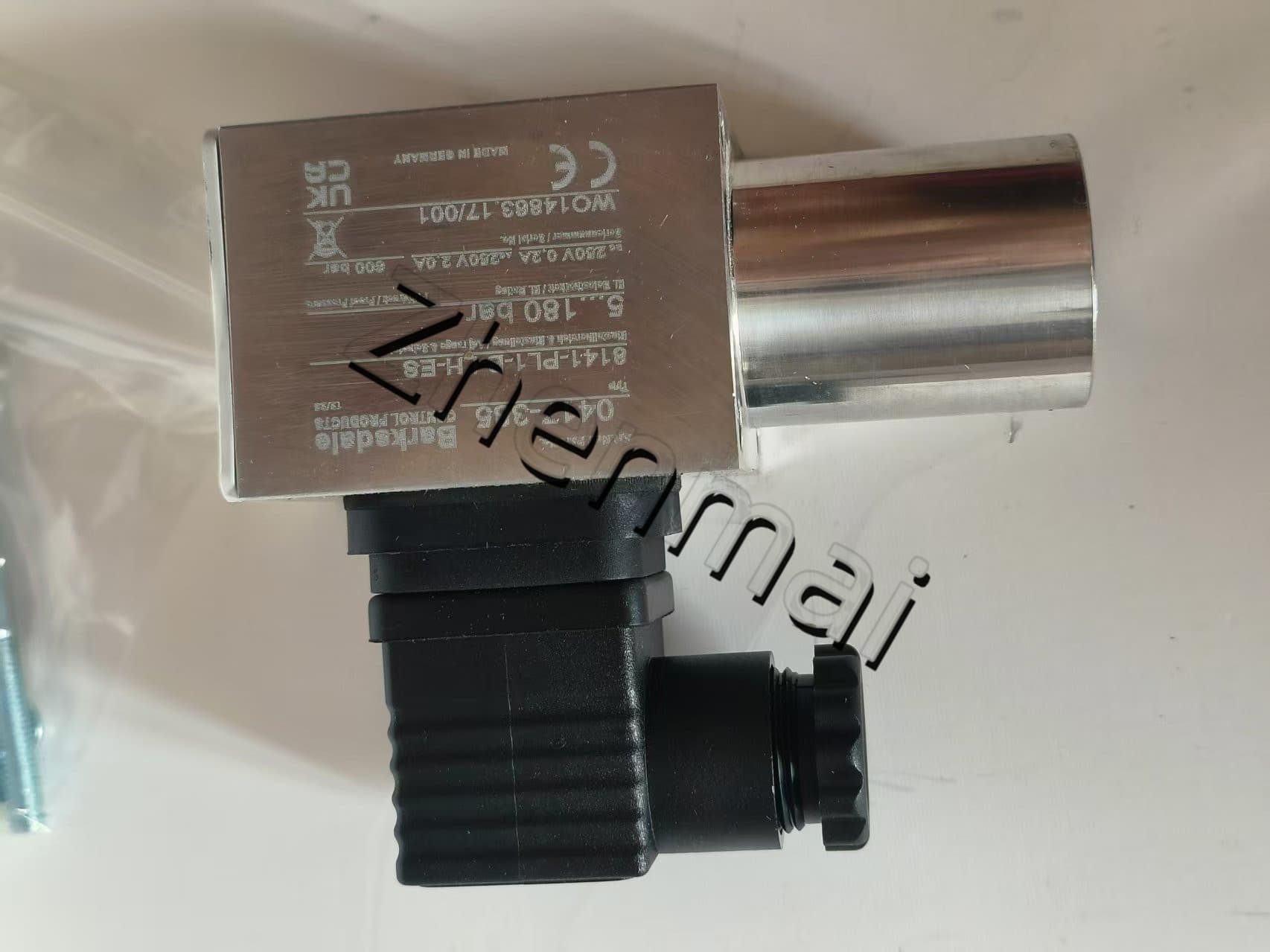 Brandnew original barksdale 8141-pl1-b-lh-es 0417-385 sensor de pressão interruptor de nível interruptor de fluxo interruptor de pressão transporte rápido