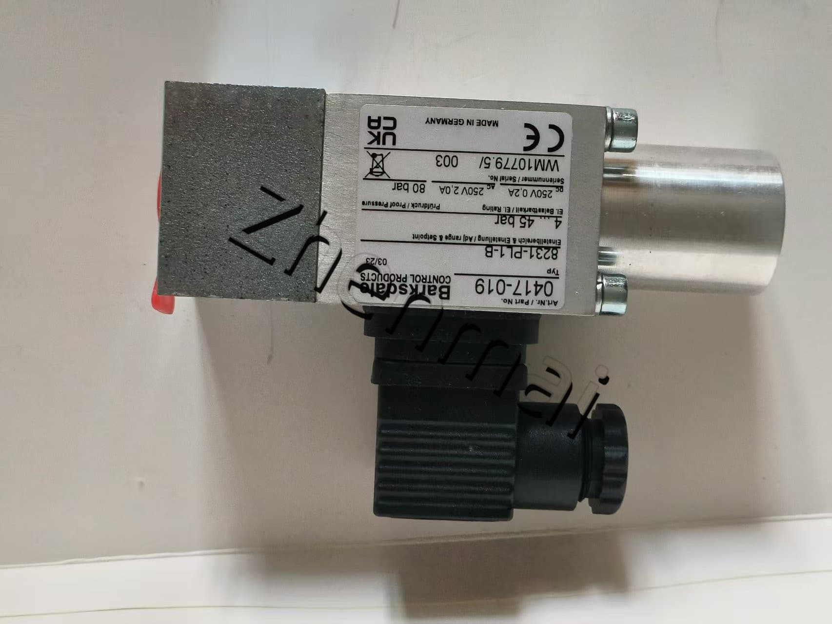 Brandnew original barksdale 8231-pl1-b 0417-019 sensor de pressão interruptor de nível interruptor de fluxo interruptor de pressão transporte rápido