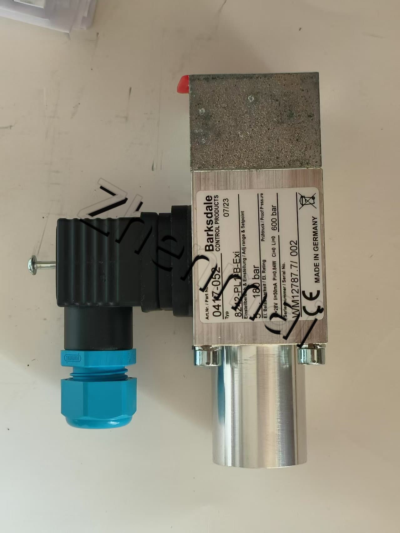 Brandnew original barksdale 8242-pl1-b-exi 0417-052 sensor de pressão interruptor de nível interruptor de fluxo interruptor de pressão transporte rápido