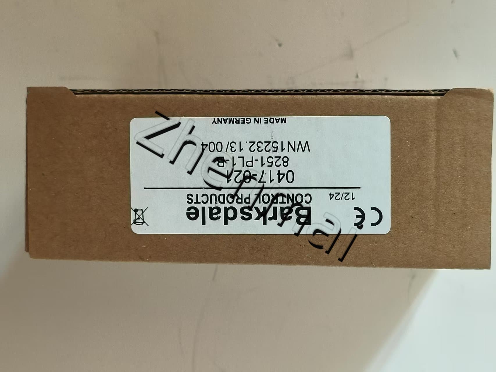 Brandnew original barksdale 8251-pl1-b 0417-021 sensor de pressão interruptor de nível interruptor de fluxo interruptor de pressão transporte rápido