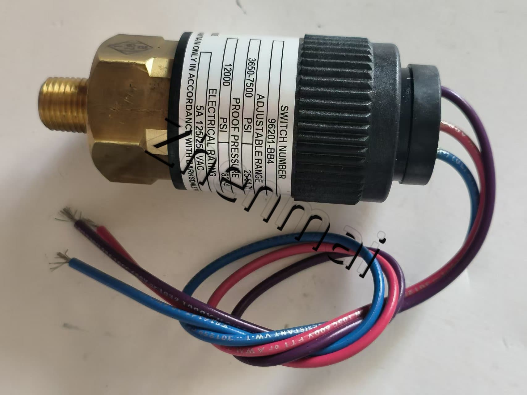 Brandnew original barksdale 96201-bb4 sensor de pressão interruptor de nível interruptor de fluxo interruptor de pressão transporte rápido