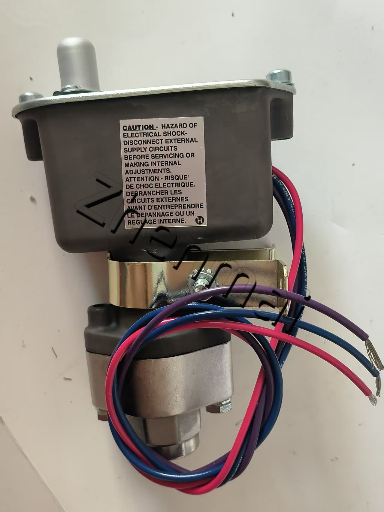Brand New Original Barksdale C9612-3 sensor de pressão interruptor de nível interruptor de fluxo interruptor de pressão transporte rápido