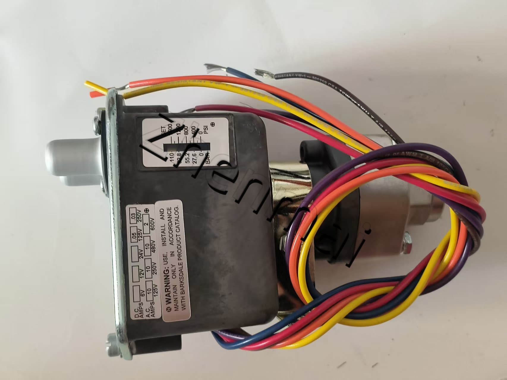 Brand New Original Barksdale C9622-2 sensor de pressão interruptor de nível interruptor de fluxo interruptor de pressão transporte rápido