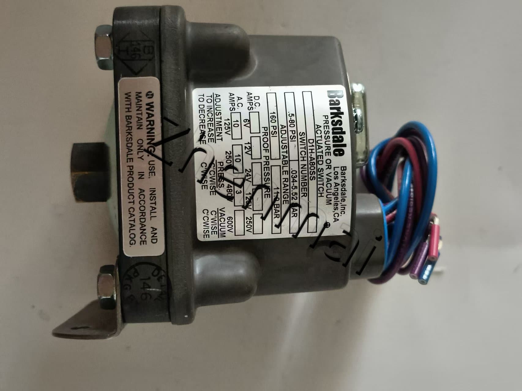 Brand New Original Barksdale D1H-A80SS sensor de pressão interruptor de nível interruptor de fluxo interruptor de pressão transporte rápido