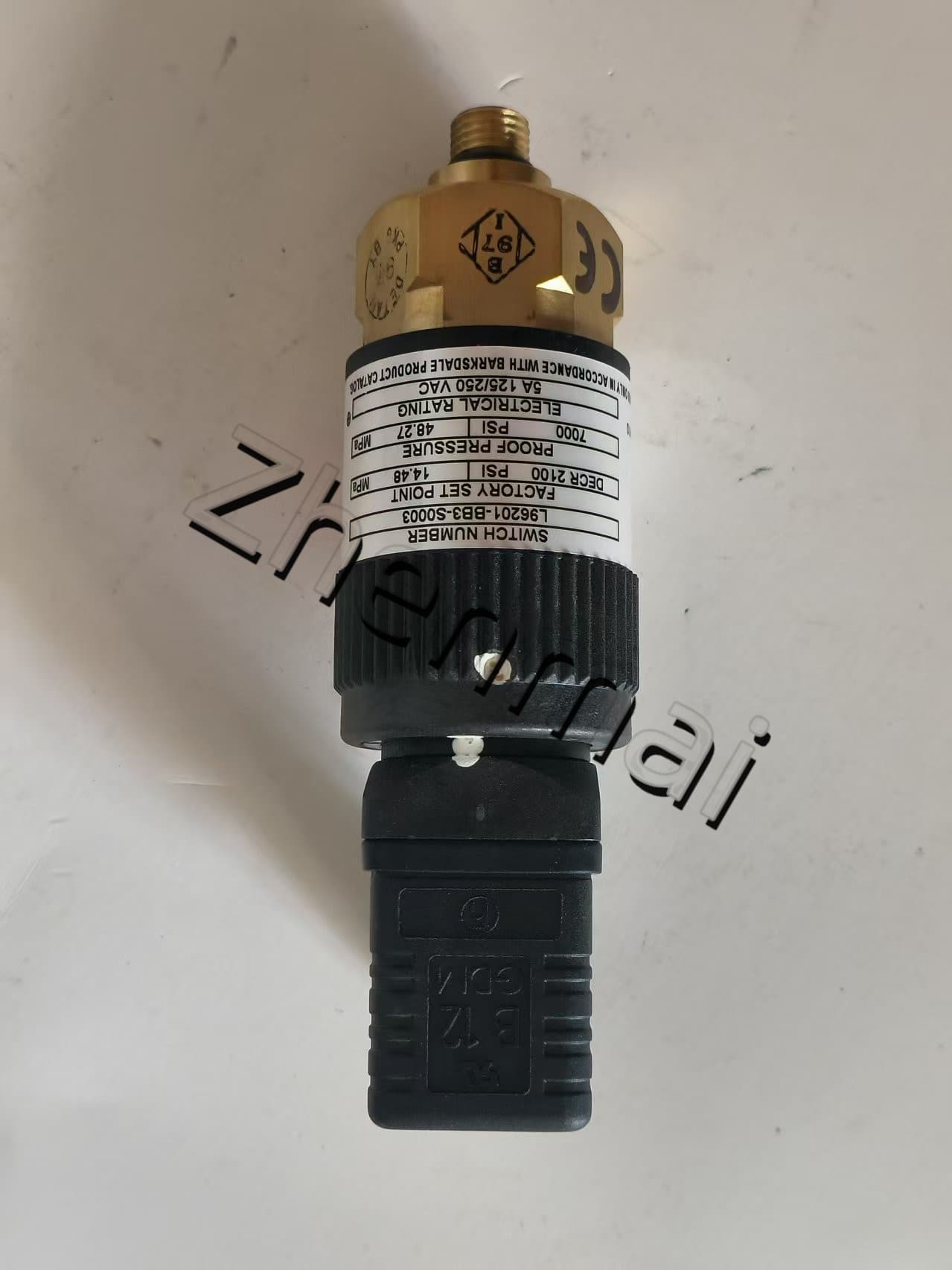 Brand New Original Barksdale L96201-BB3-S0003 sensor de pressão interruptor de nível interruptor de fluxo interruptor de pressão transporte rápido