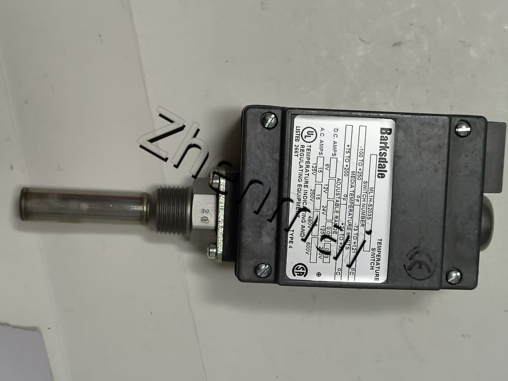 Brand New Original Barksdale ML1H-S203S sensor de pressão interruptor de nível interruptor de fluxo interruptor de pressão transporte rápido