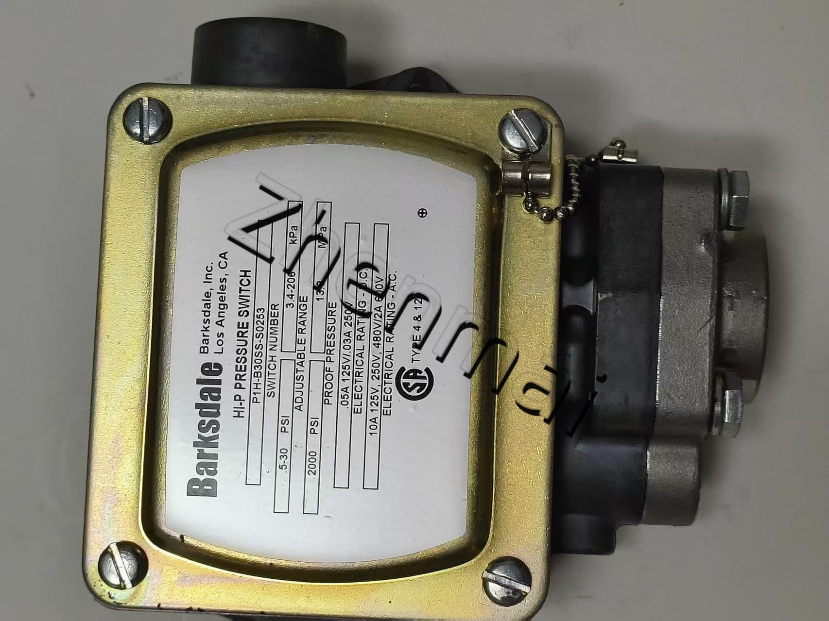 Brand New Original Barksdale P1H-B30SS-S0253 sensor de pressão interruptor de nível interruptor de fluxo interruptor de pressão transporte rápido