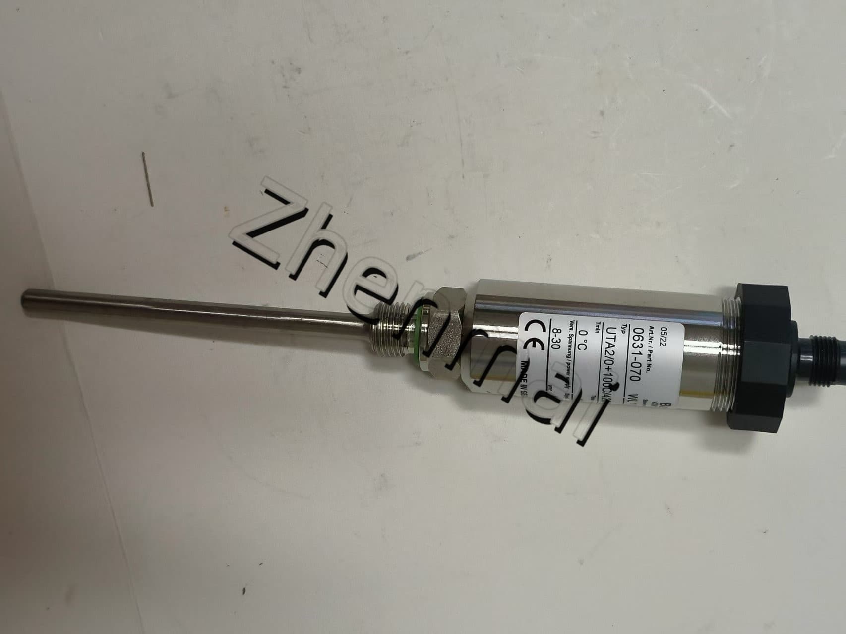 Brandnew original barksdale uta2/0 + 100c/420/g1/4e m12/100f 0631-070 sensor de pressão interruptor de nível interruptor de fluxo interruptor de pressão transporte rápido