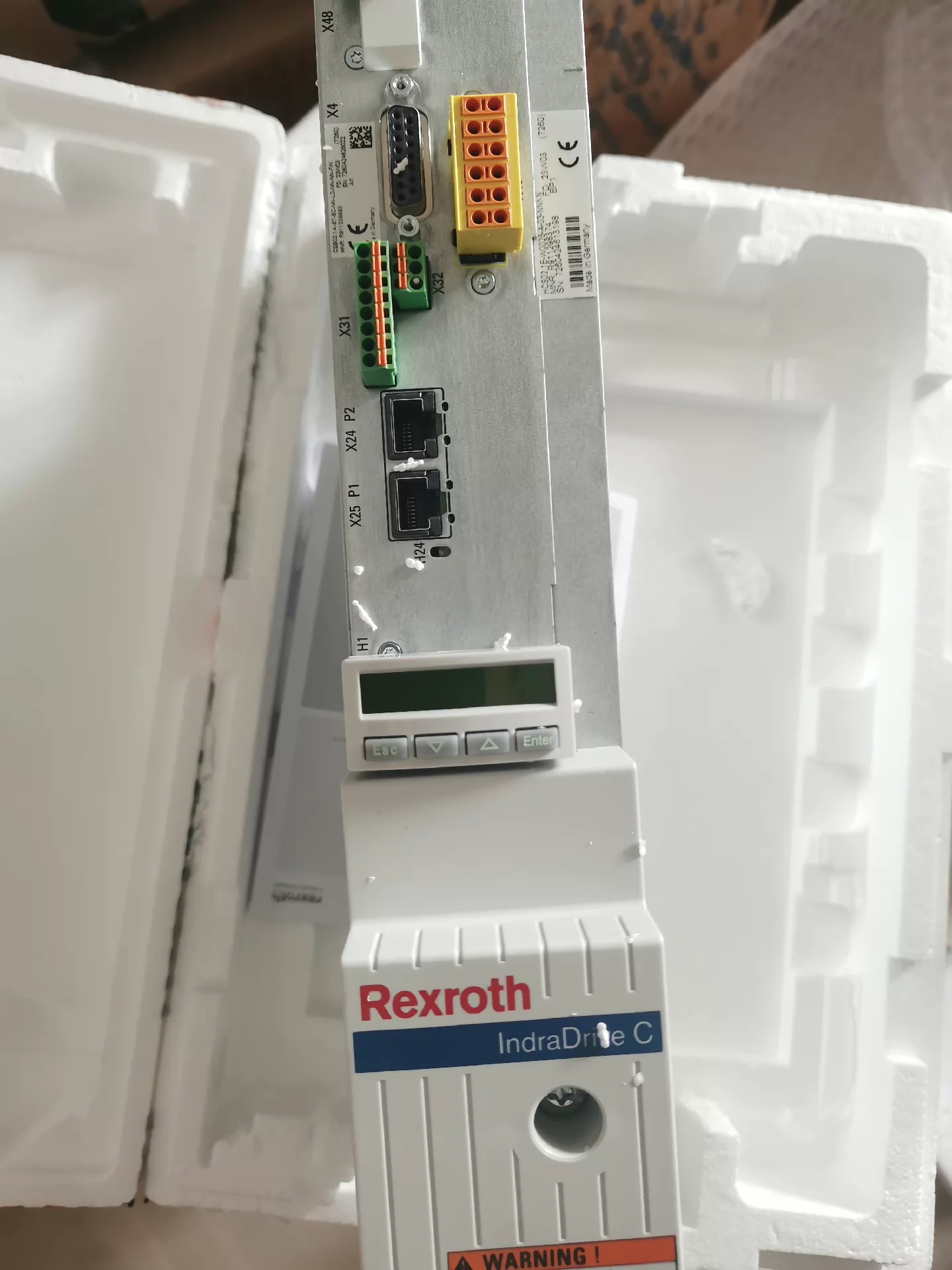 Brand New Original Bosch Rexroth Servo drive CSB02.1A-ET-EC-NN-L3-NN-NN-FW Servo Motor Transporte Rápido