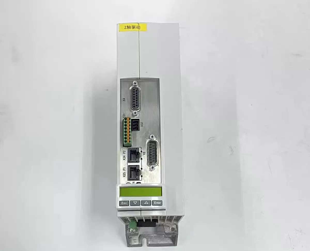 Brand New Original Bosch Rexroth Servo drive HCS01.1E-W0018-A-03-B-ET-EC-EM-NN-NN-FW Servo Motor Transporte Rápido