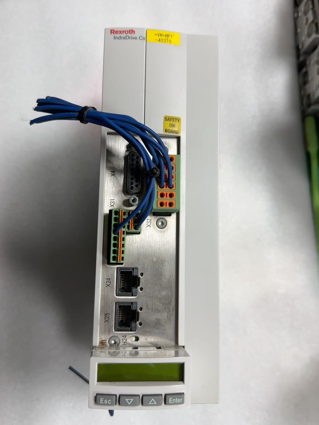 Brand New Original Bosch Rexroth Servo drive HCS01.1E-W0018-A-03-B-ET-EC-NN-L4-NN-FW Servo Motor Transporte Rápido