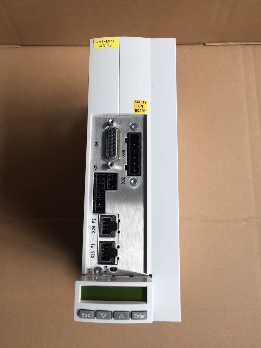 Brand New Original Bosch Rexroth Servo drive HCS01.1E-W0028-A-03-B-ET-EC-NN-L4-NN-FW Servo Motor Transporte Rápido