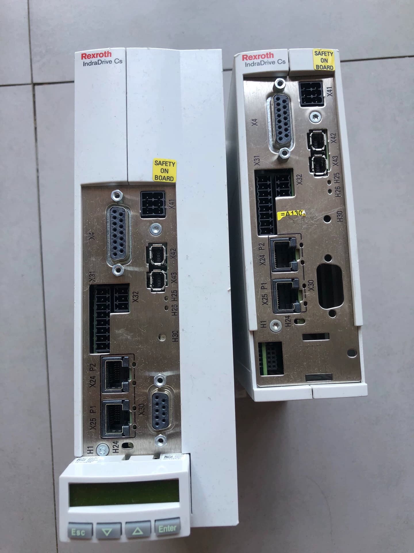 Brand New Original Bosch Rexroth Servo drive HCS01.1E-W0028-A-03-B-ET-EC-NN-NN-NN-FW Servo Motor Transporte Rápido