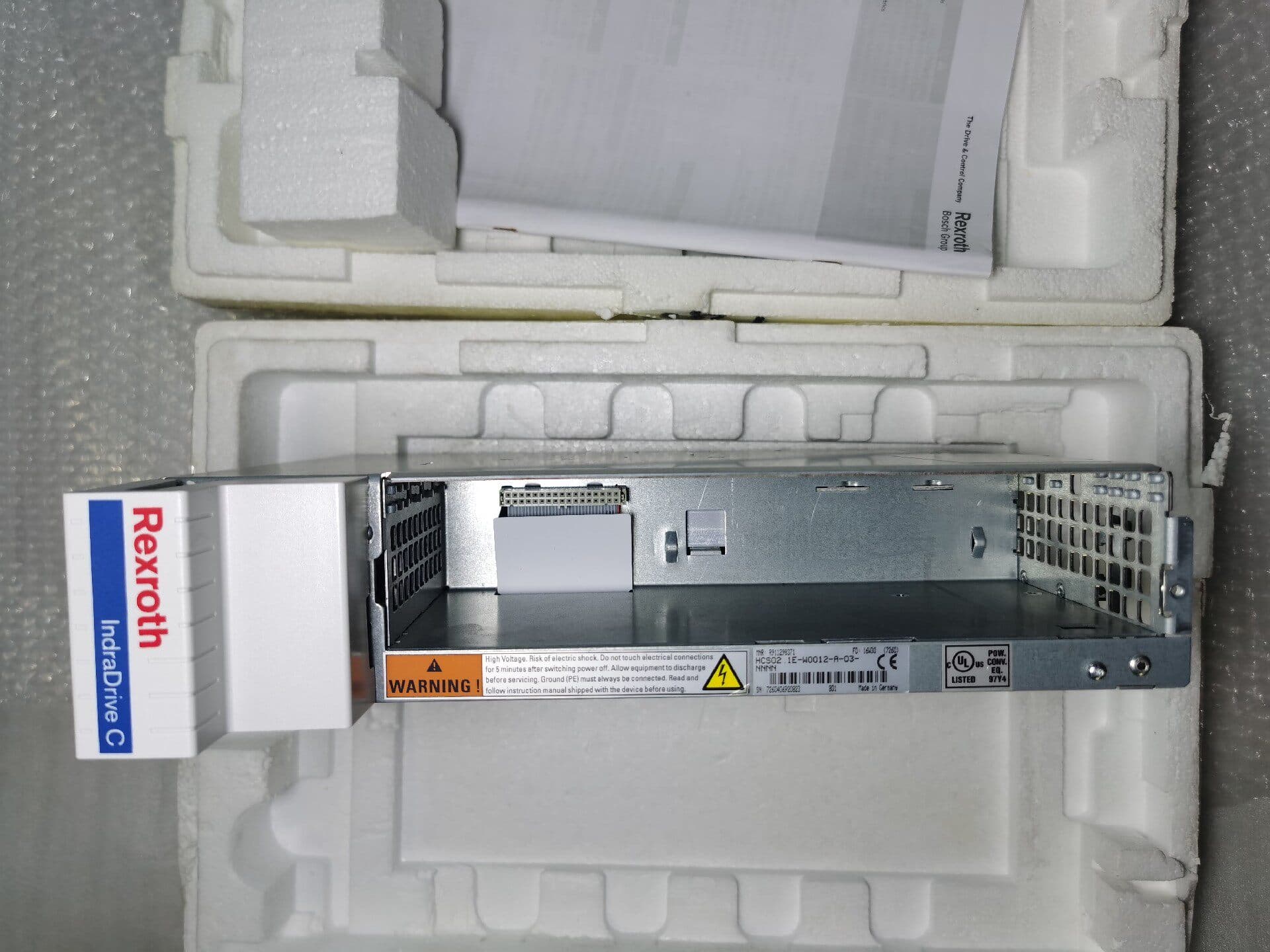 Brand New Original Bosch Rexroth Servo drive HCS02.1E-W0012-A-03-NNNN R911298371 Servo Motor Transporte Rápido