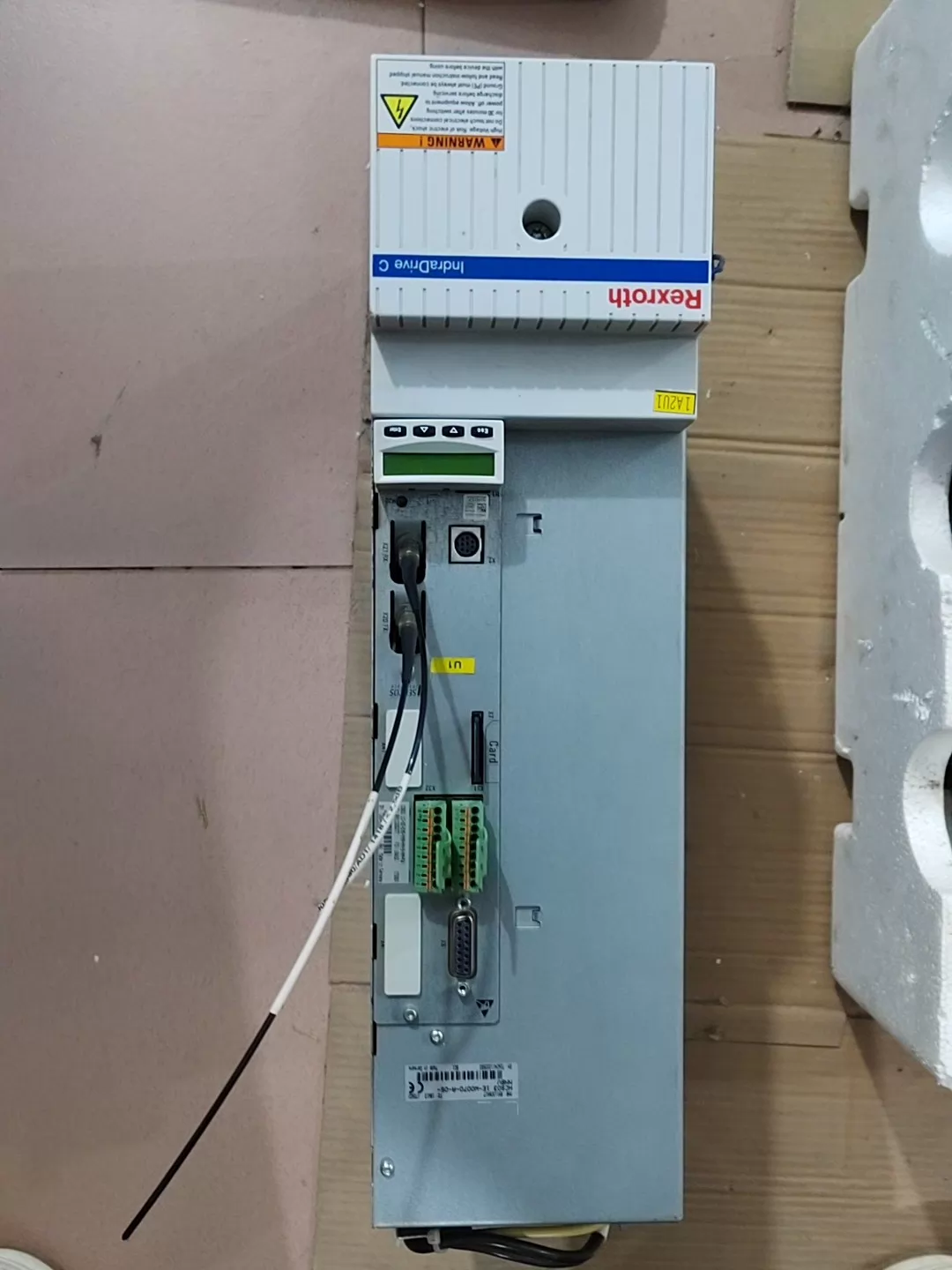 Brand New Original Bosch Rexroth Servo drive HCS03.1E-W0070-A-05-NPBV Servo Motor Transporte Rápido