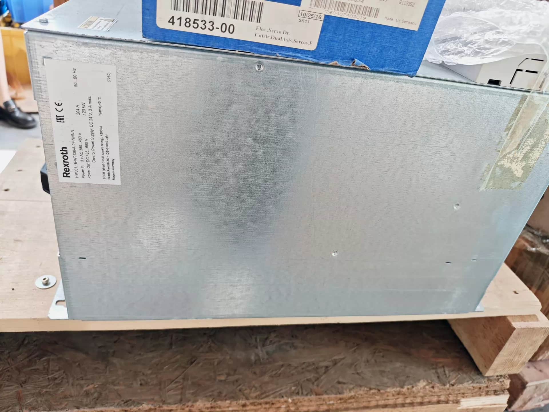 Brand New Original Bosch Rexroth Servo drive HLB01.1E-W0120-07-NNNN Servo Motor Transporte Rápido