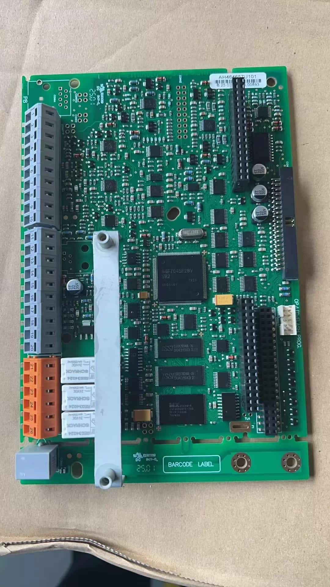 Brandnew original parker ah464657u101 servo drives unidades de frequência variável servo motores controladores transporte rápido