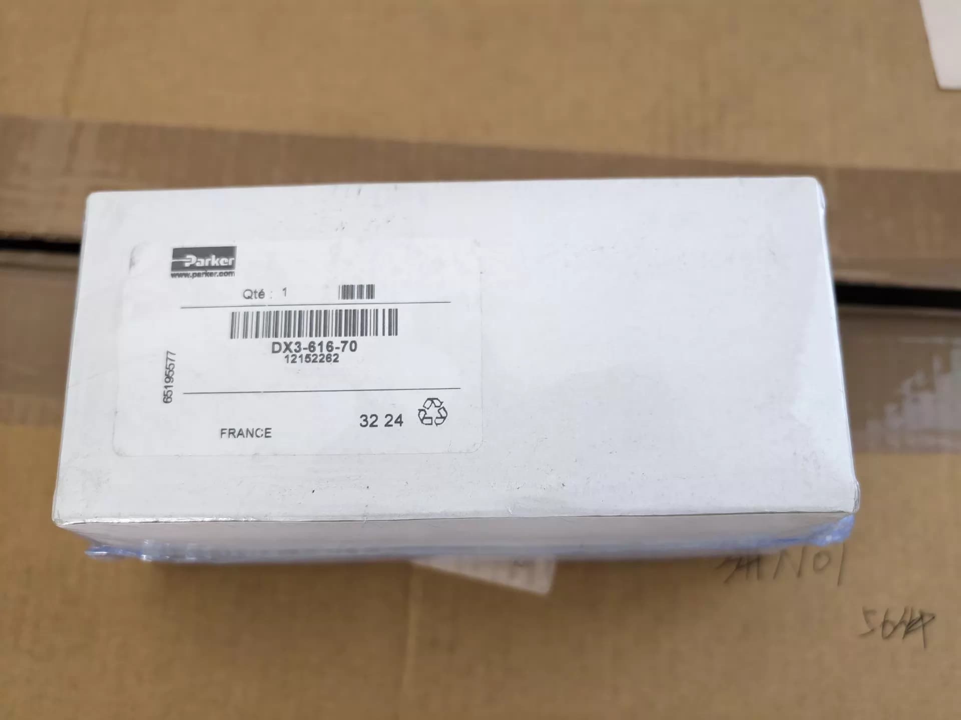 Brand New Original Parker DX3-616-70 Servo drives unidades de frequência variável servo motores controladores Transporte Rápido